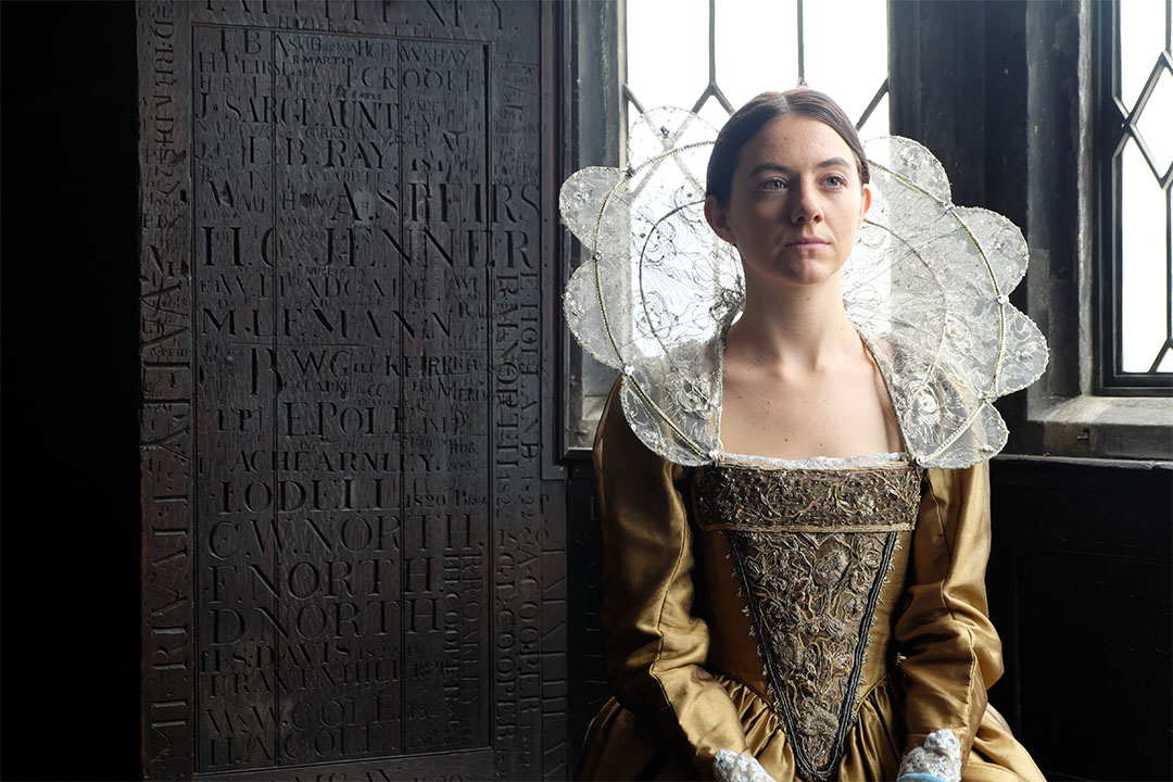 Bloody Queens: Elizabeth and Mary - Pioneer Productions